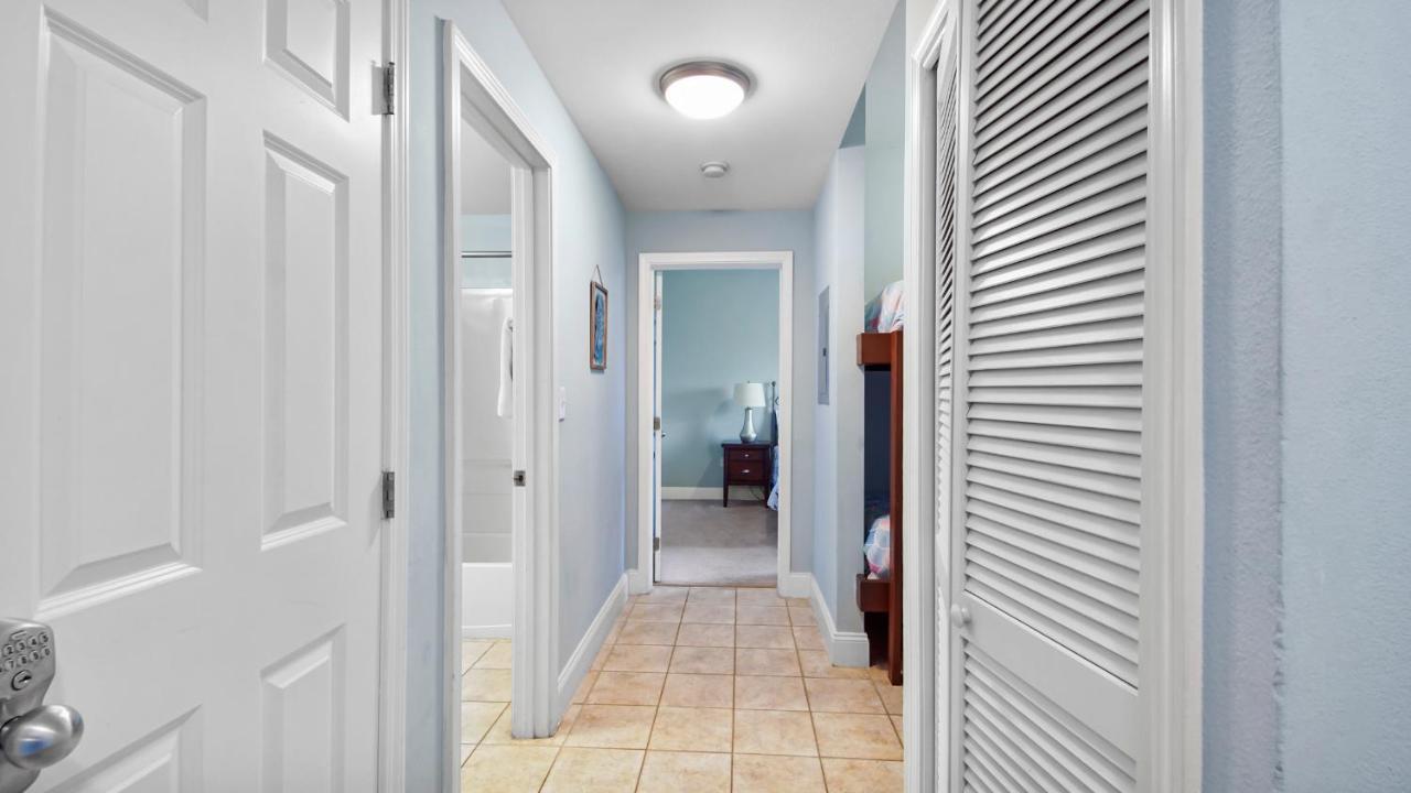 The Happy Place At Laketown Wharf #1324 By Nautical Holiday home