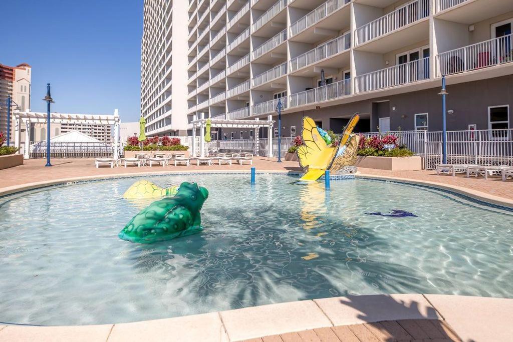 The Happy Place At Laketown Wharf #1324 By Nautical Holiday home