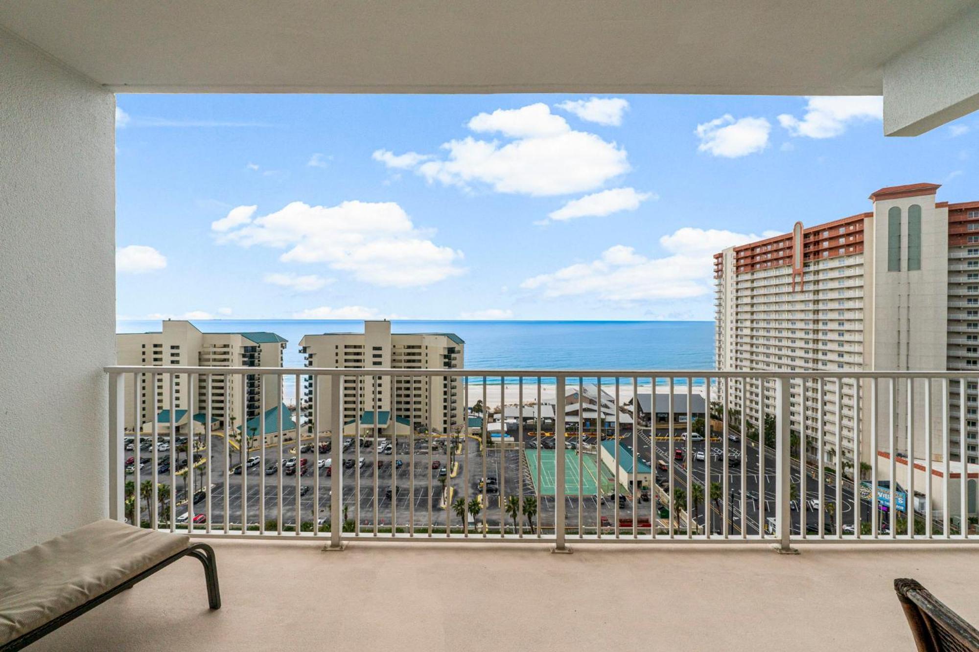 Holiday home The Happy Place At Laketown Wharf #1324 By Nautical *